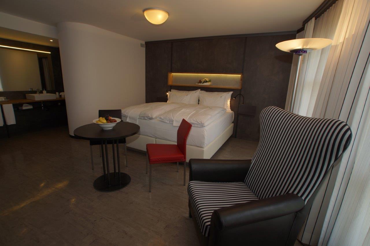 Residence Thessoni Home Zurich -Self Checkin -No Restaurants-Short&Longstay Regensdorf Exterior foto